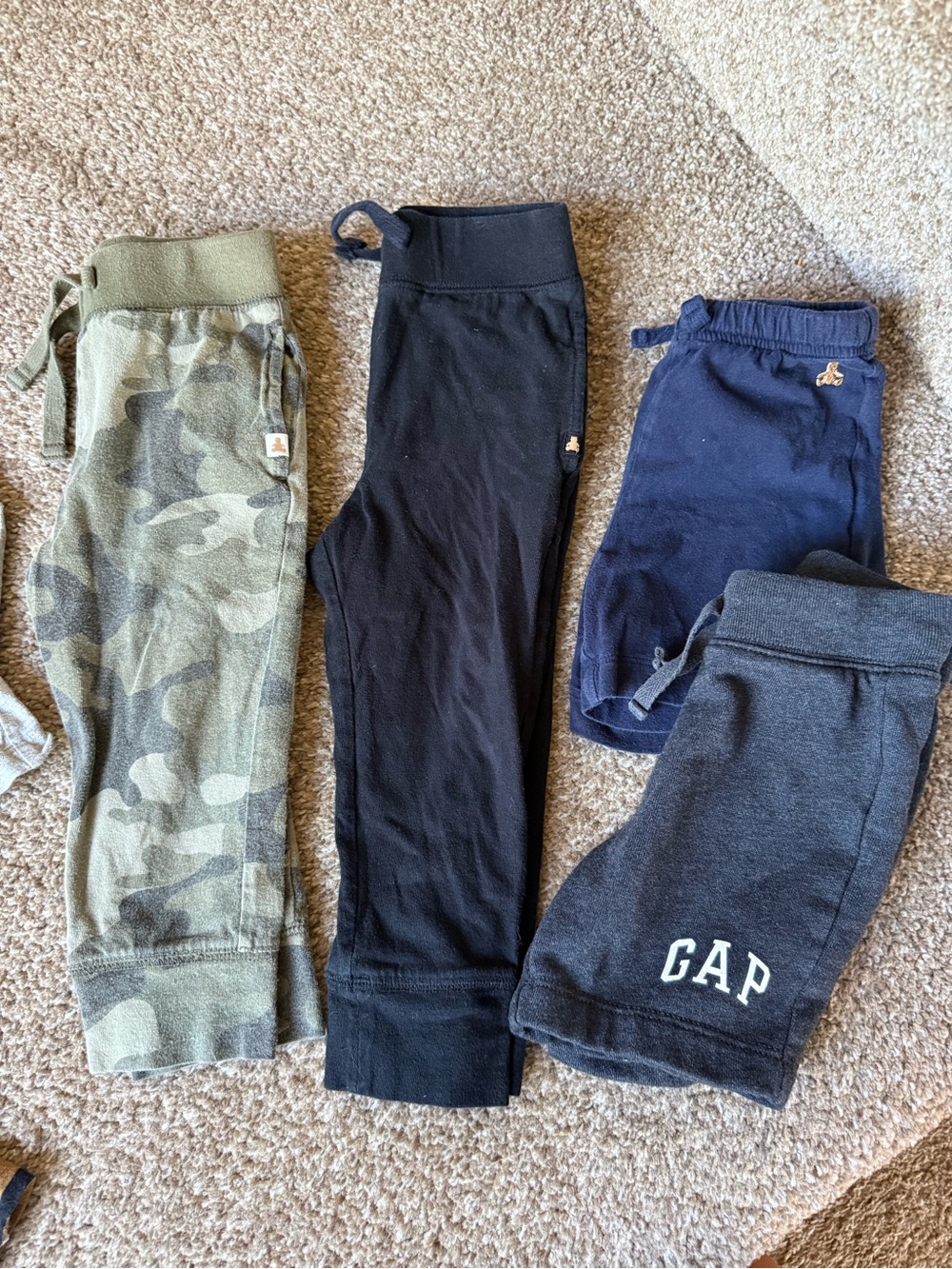 Boys Baby Gap 2T Bundle - Picture 2 of 16